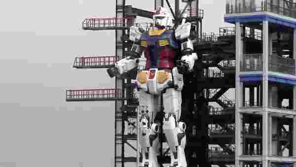 China finaliza su estatua robótica de Gundam de 18 metros